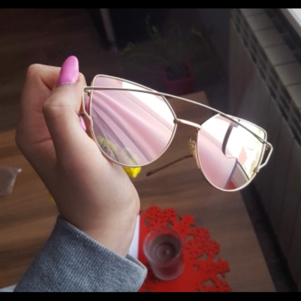 Cat eye reflective pink sunglasses - Picture 4 of 7